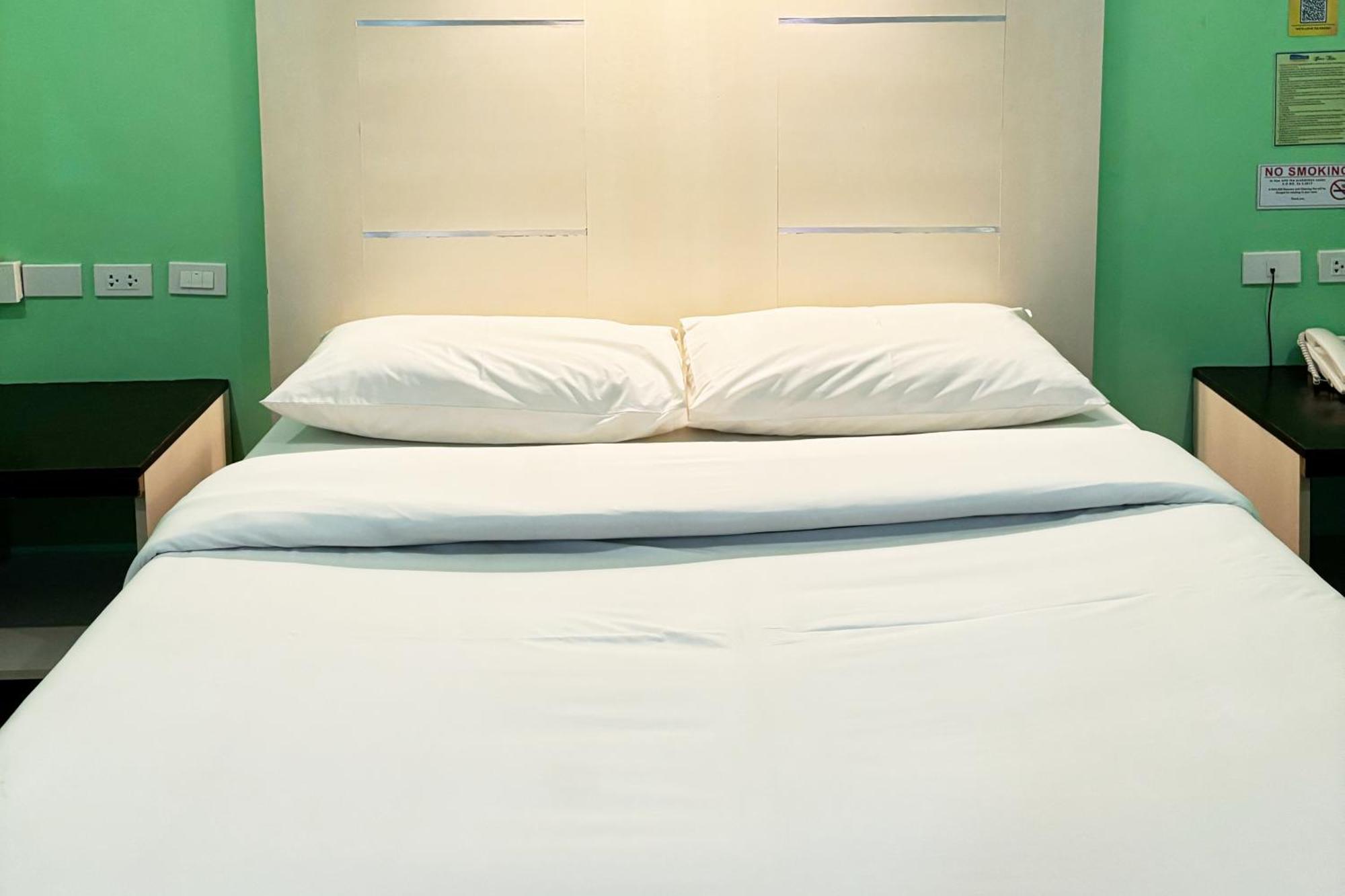 Sugbutel Family Hotel Cebu Kültér fotó