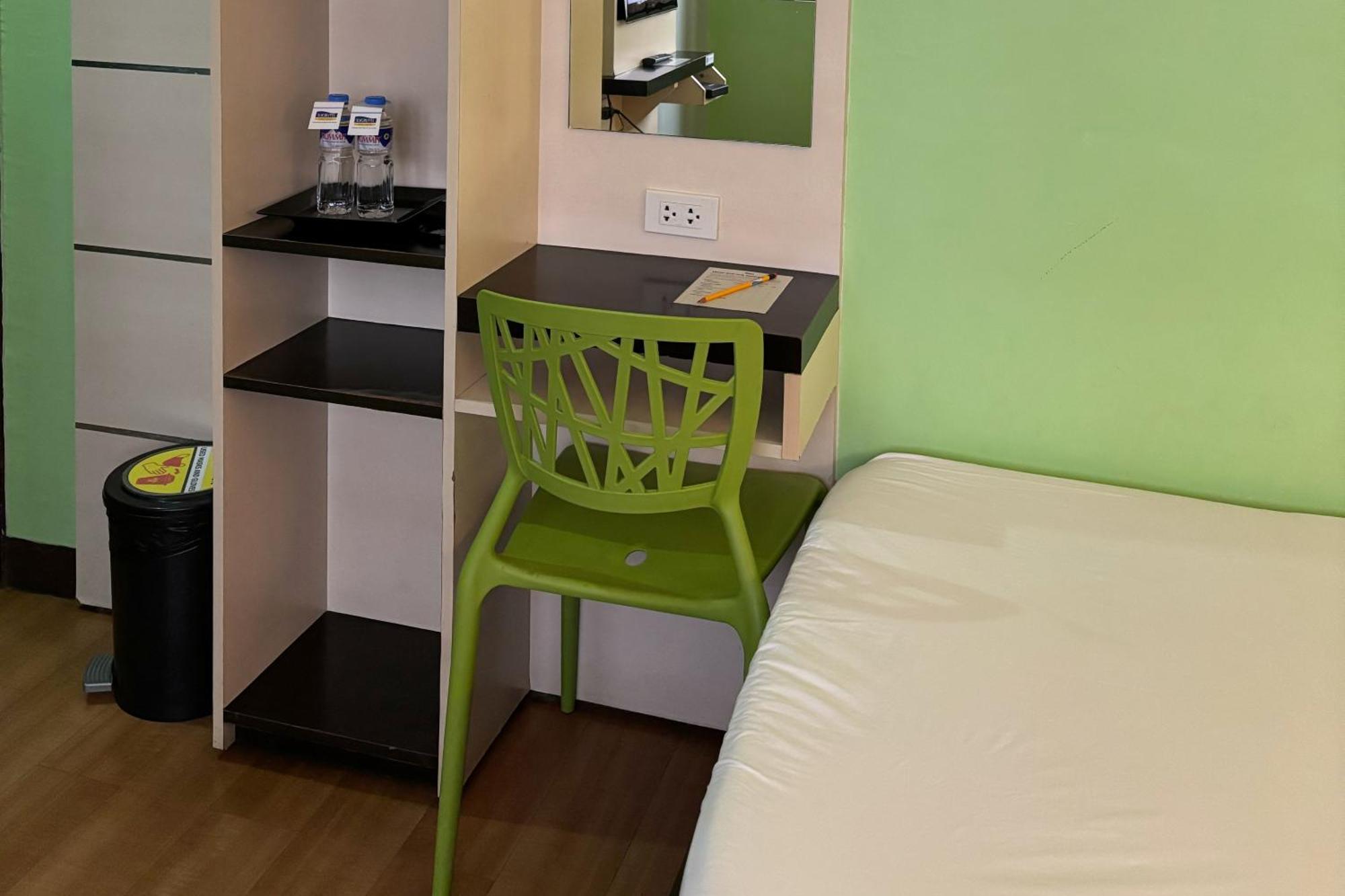 Sugbutel Family Hotel Cebu Kültér fotó
