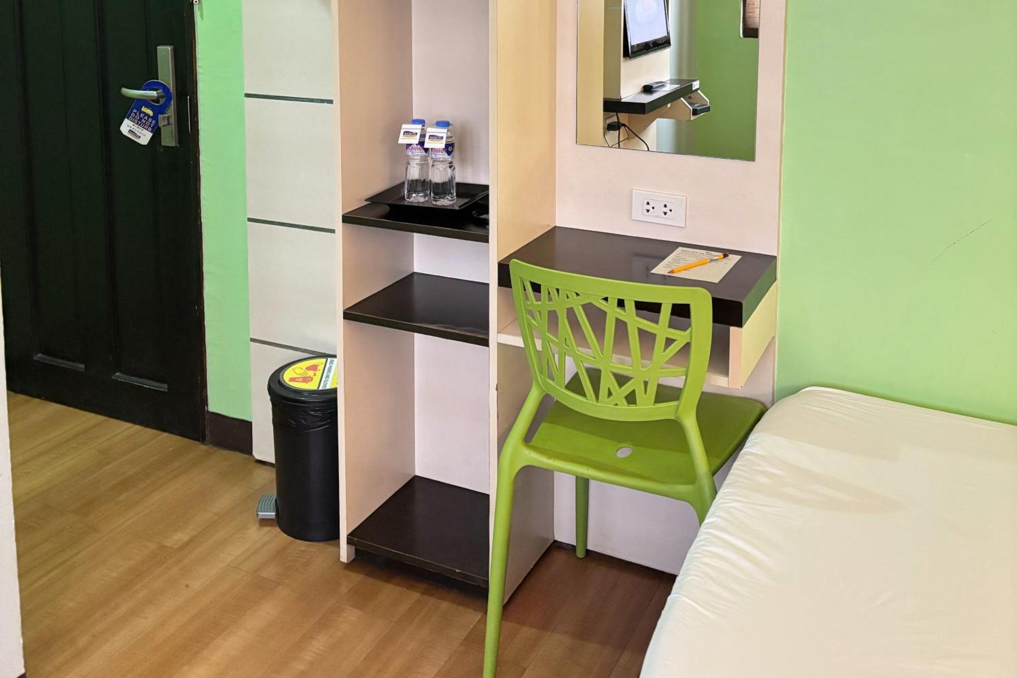 Sugbutel Family Hotel Cebu Kültér fotó