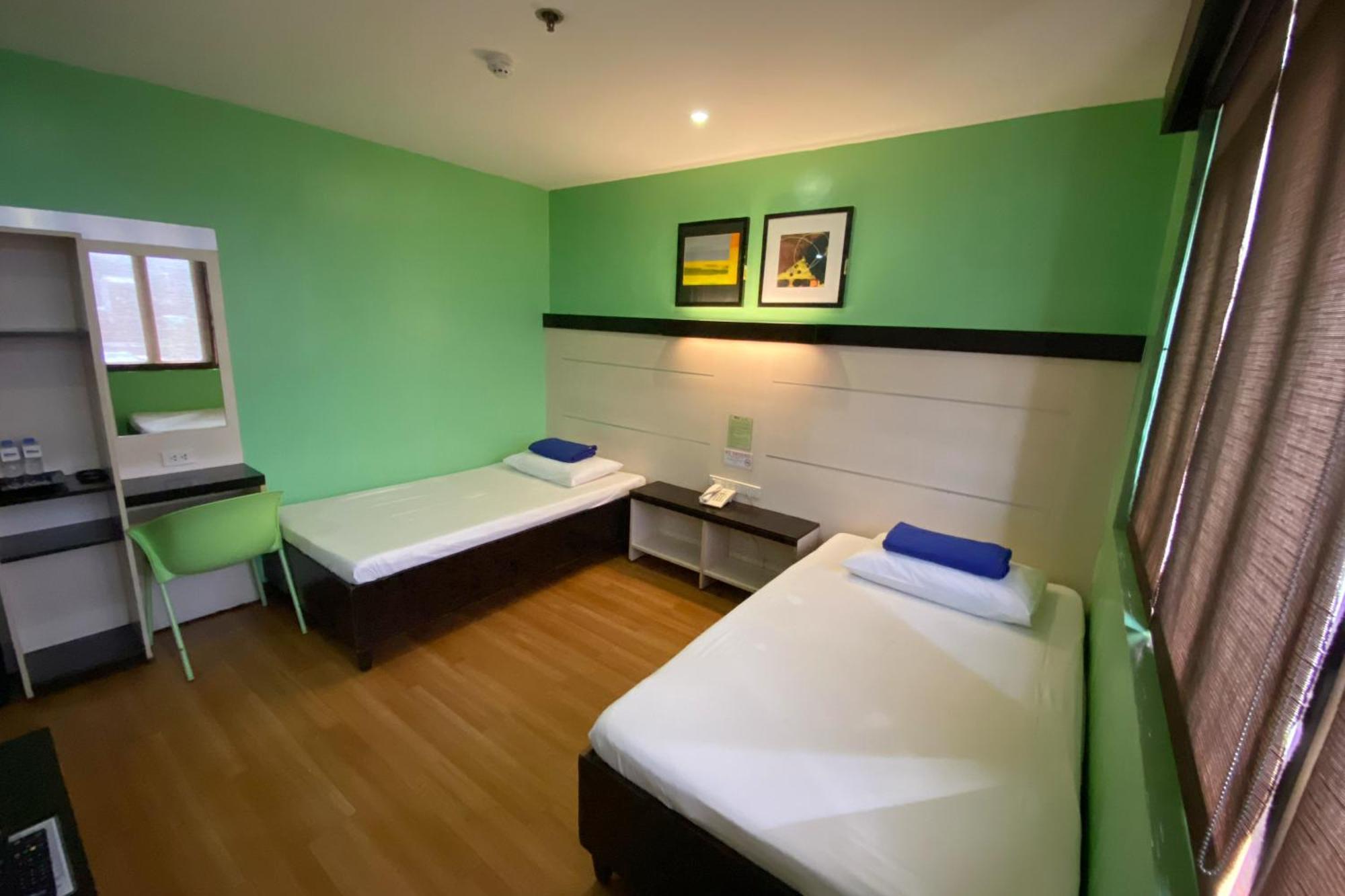 Sugbutel Family Hotel Cebu Kültér fotó