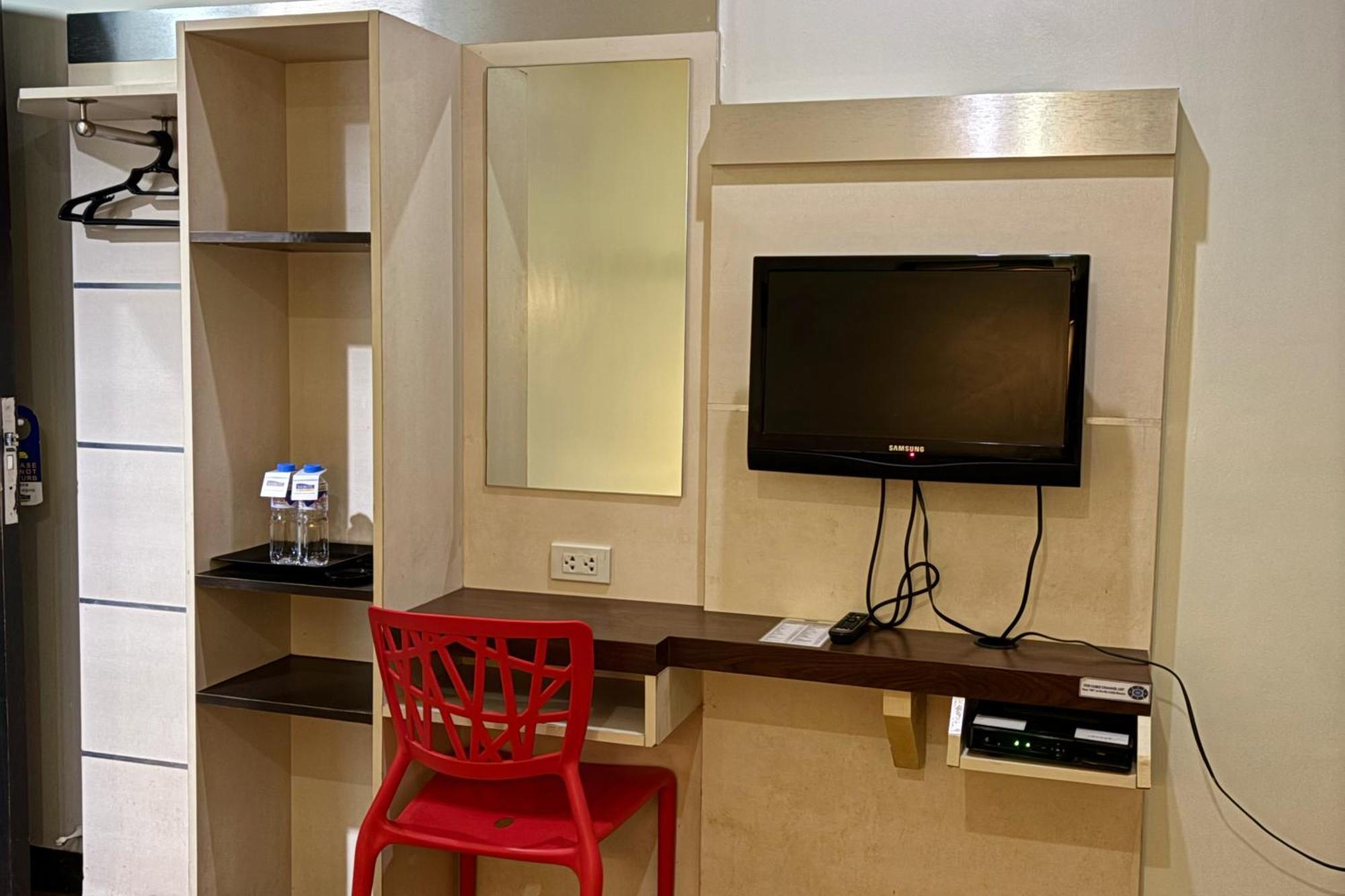 Sugbutel Family Hotel Cebu Kültér fotó