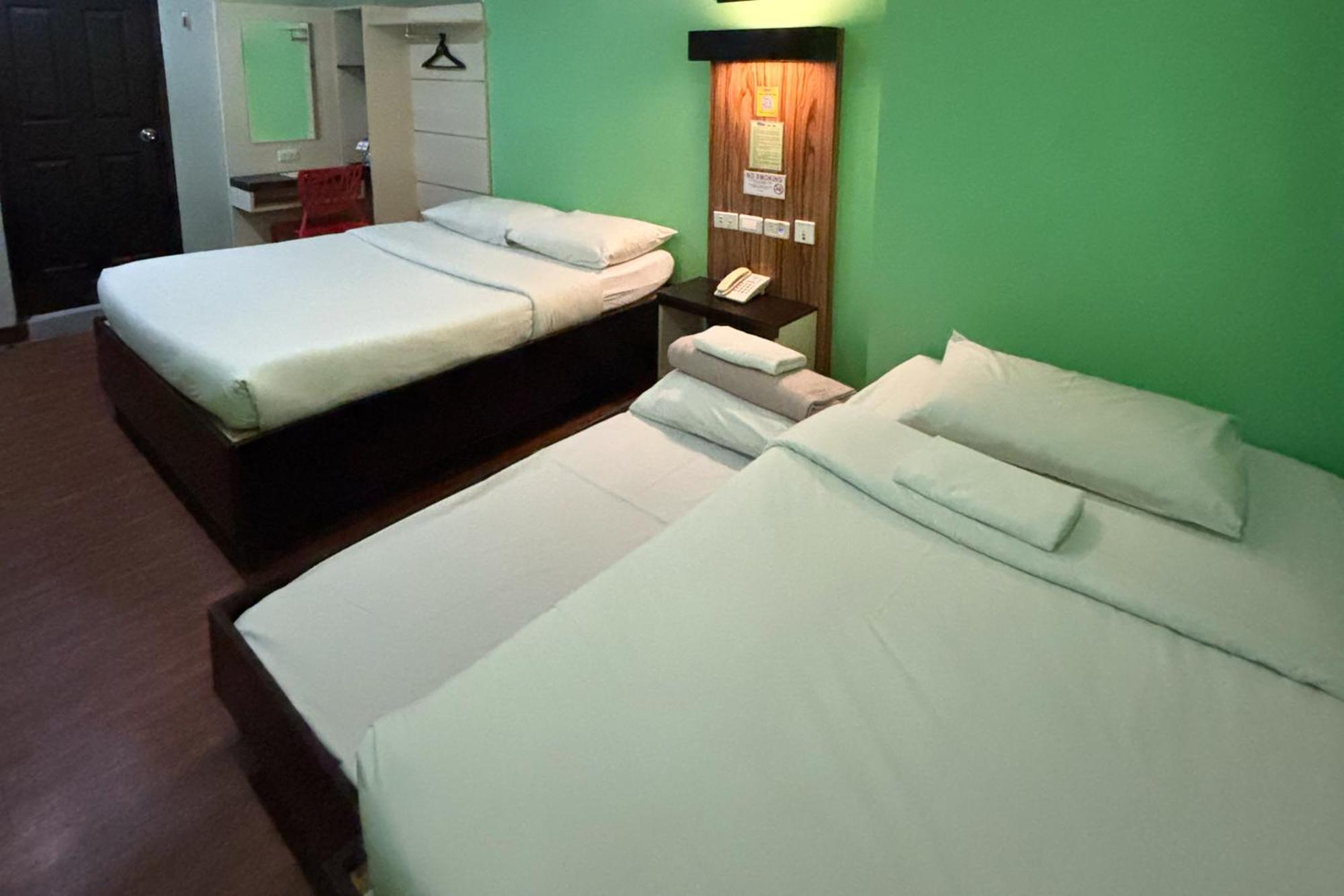 Sugbutel Family Hotel Cebu Kültér fotó