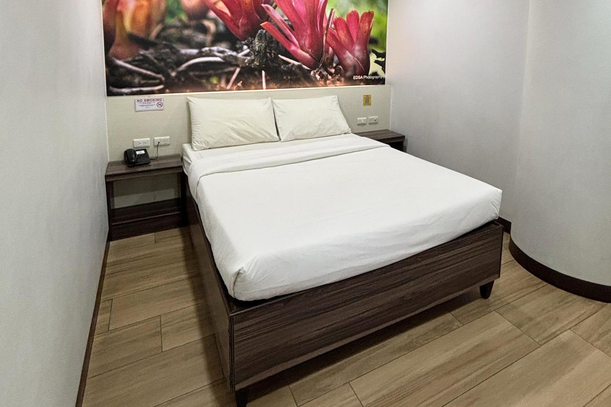 Sugbutel Family Hotel Cebu Kültér fotó