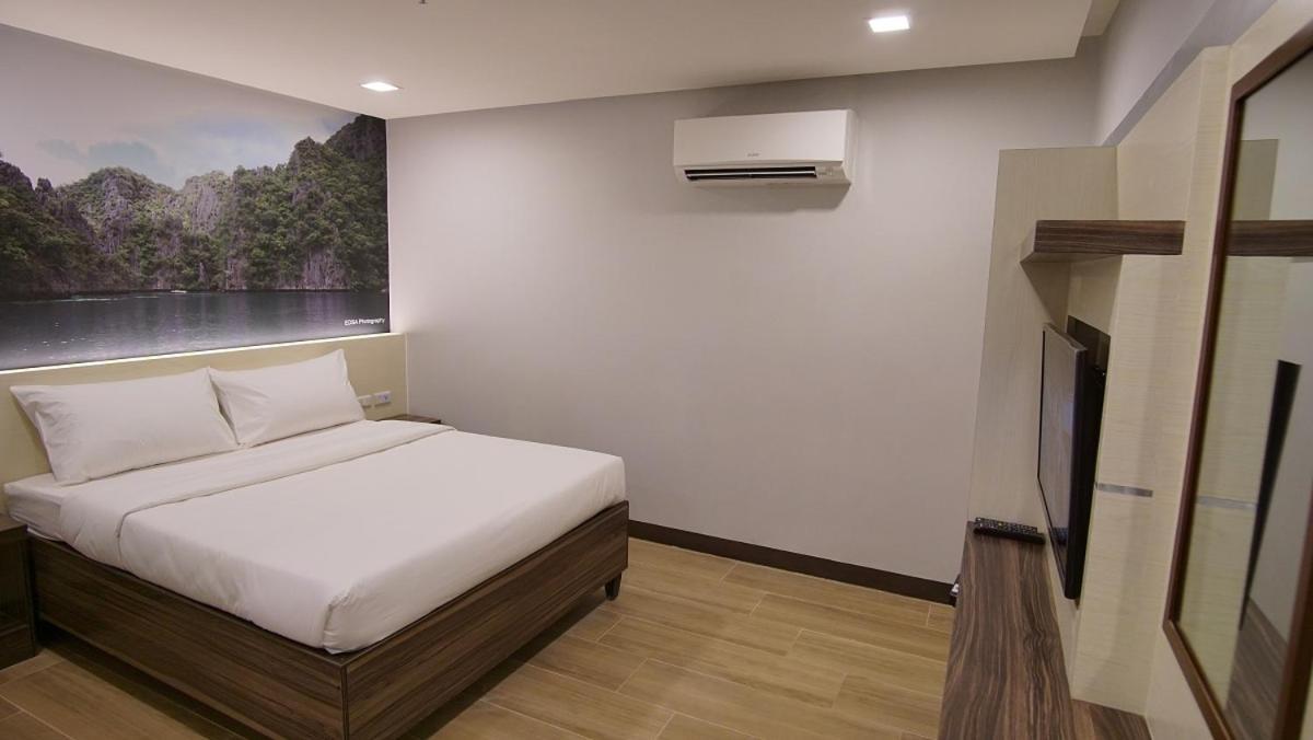 Sugbutel Family Hotel Cebu Kültér fotó